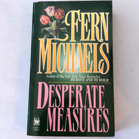 ⭐️5 for $15⭐️ Desperate Measures by Fern Michaels | Book - Picture 1 of 2